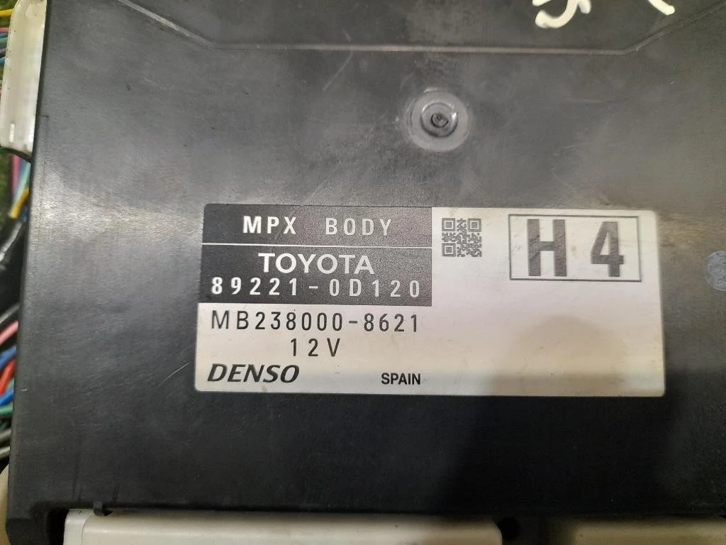 Computer DI Bordo 892210D120 Toyota Yaris IV 2014