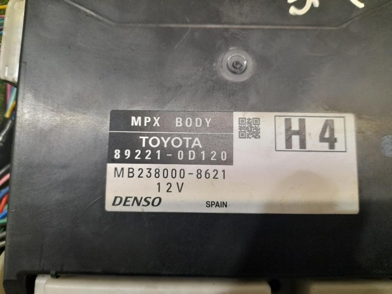 Computer DI Bordo 892210D120 Toyota Yaris IV 2014