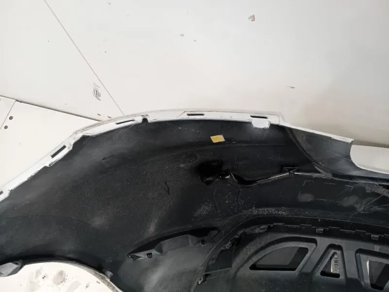 Paraurti POST 6R6 807 568 Volkswagen POLO VI 2009