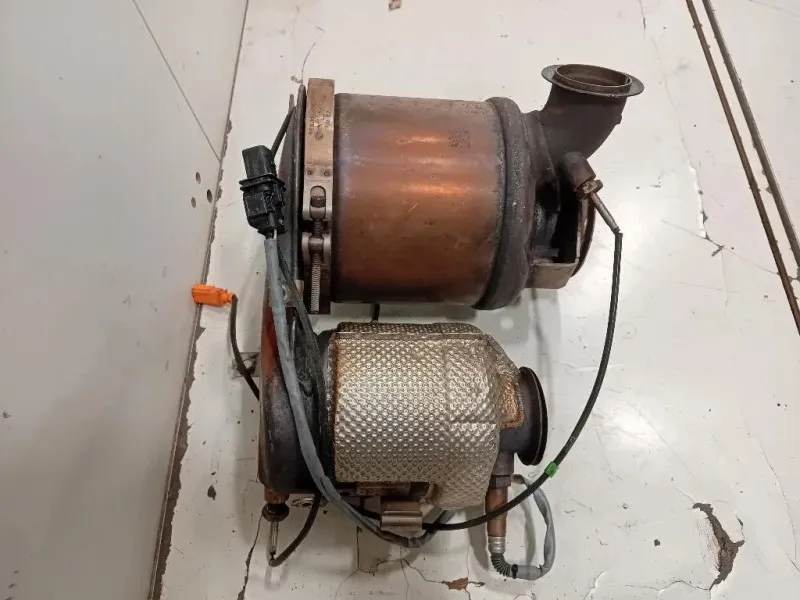 Catalizzatore CATALIZZATORE Volkswagen GOLF VII 2013