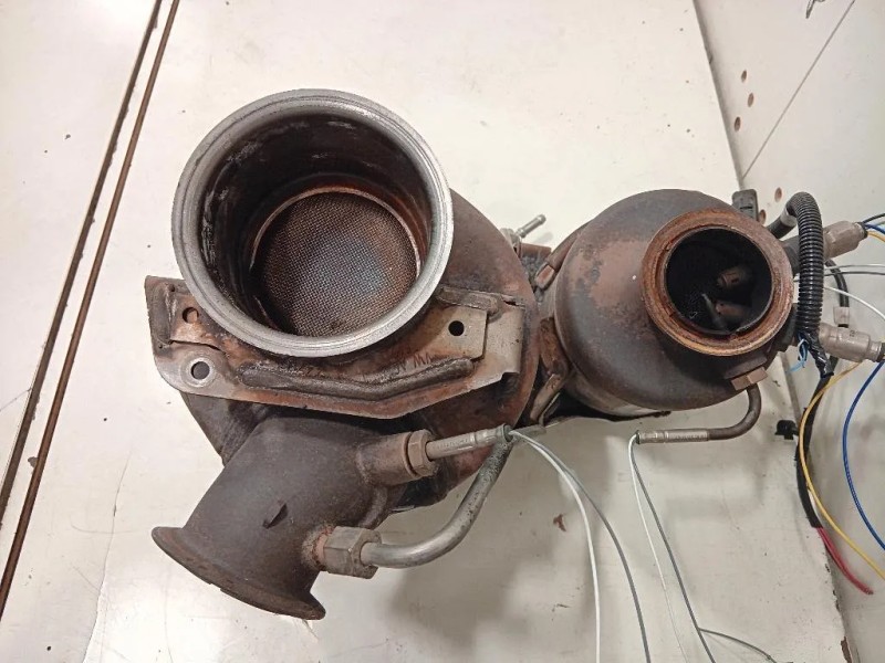 Catalizzatore 04L1317635BD Volkswagen GOLF VII 2017