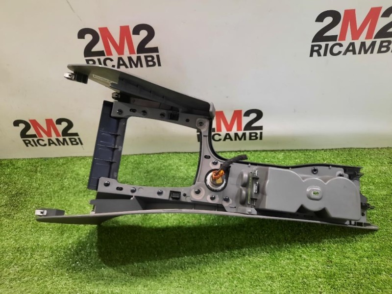 Console Centrale 8M51A045M19AB Ford Focus III SW 2008