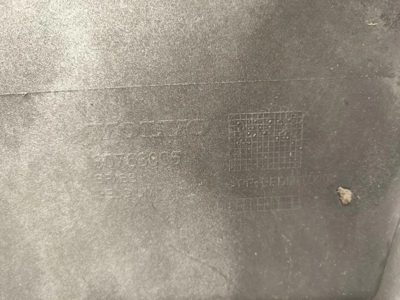 Paraurti POST 39852491 Volvo V50 2004