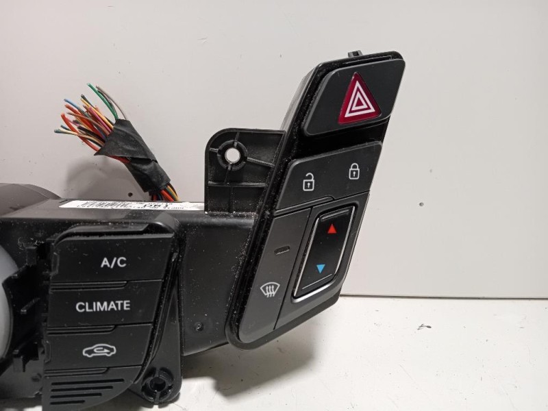 Console Centrale 97250-3ZXXXINTERRUTTORE CLIMATIZZATORE Hyundai I40 2012