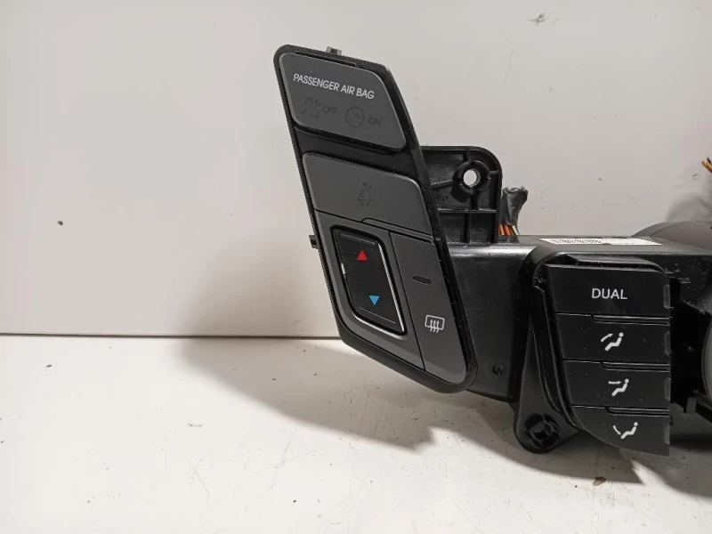 Console Centrale 97250-3ZXXXINTERRUTTORE CLIMATIZZATORE Hyundai I40 2012