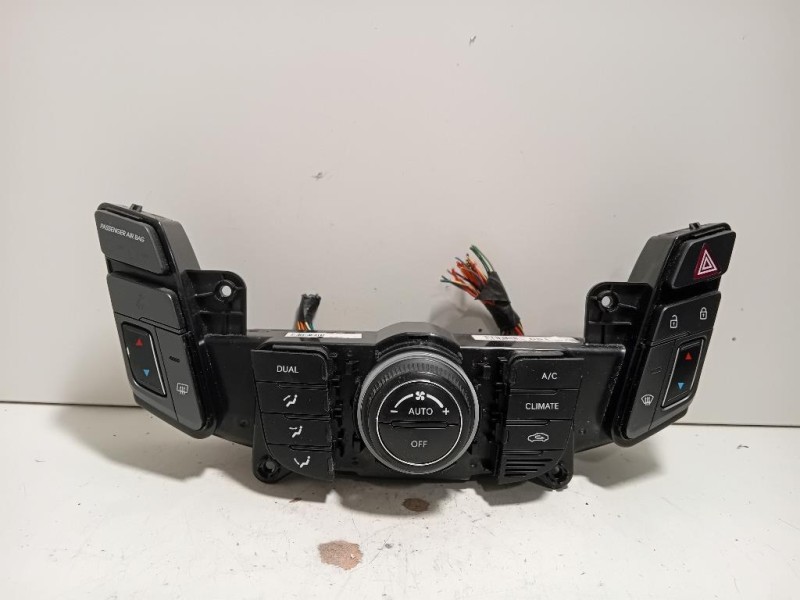Console Centrale 97250-3ZXXXINTERRUTTORE CLIMATIZZATORE Hyundai I40 2012