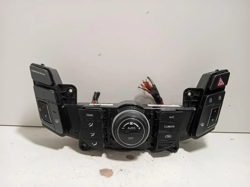 Console Centrale 97250-3ZXXXINTERRUTTORE CLIMATIZZATORE Hyundai I40 2012
