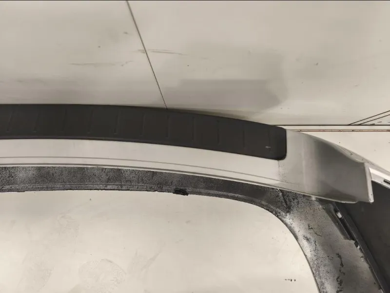 Paraurti POST 39852491 Volvo V50 2004