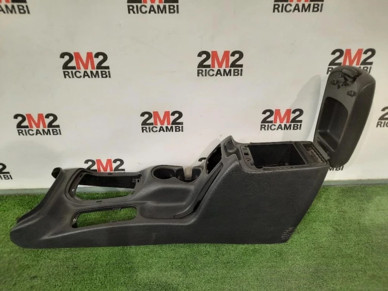 Console Centrale K0WD851DVAB Jeep Cherokee III 2002