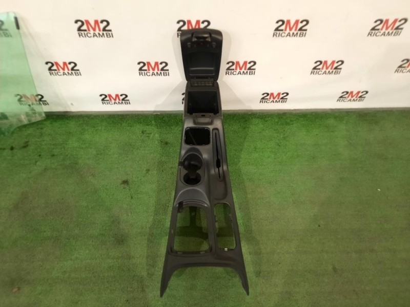 Console Centrale K0WD851DVAB Jeep Cherokee III 2002