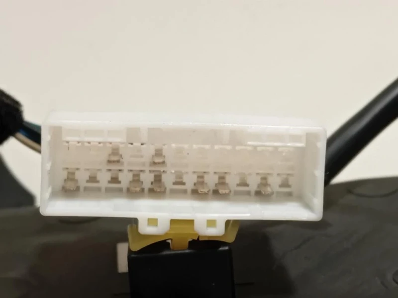 Console Centrale 84630-3UBA0 Kia Sportage III 2010