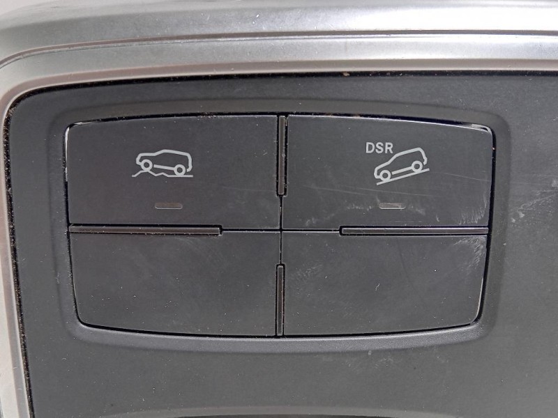 Console Centrale A166 680 1817 Mercedes Classe ML W166 2012