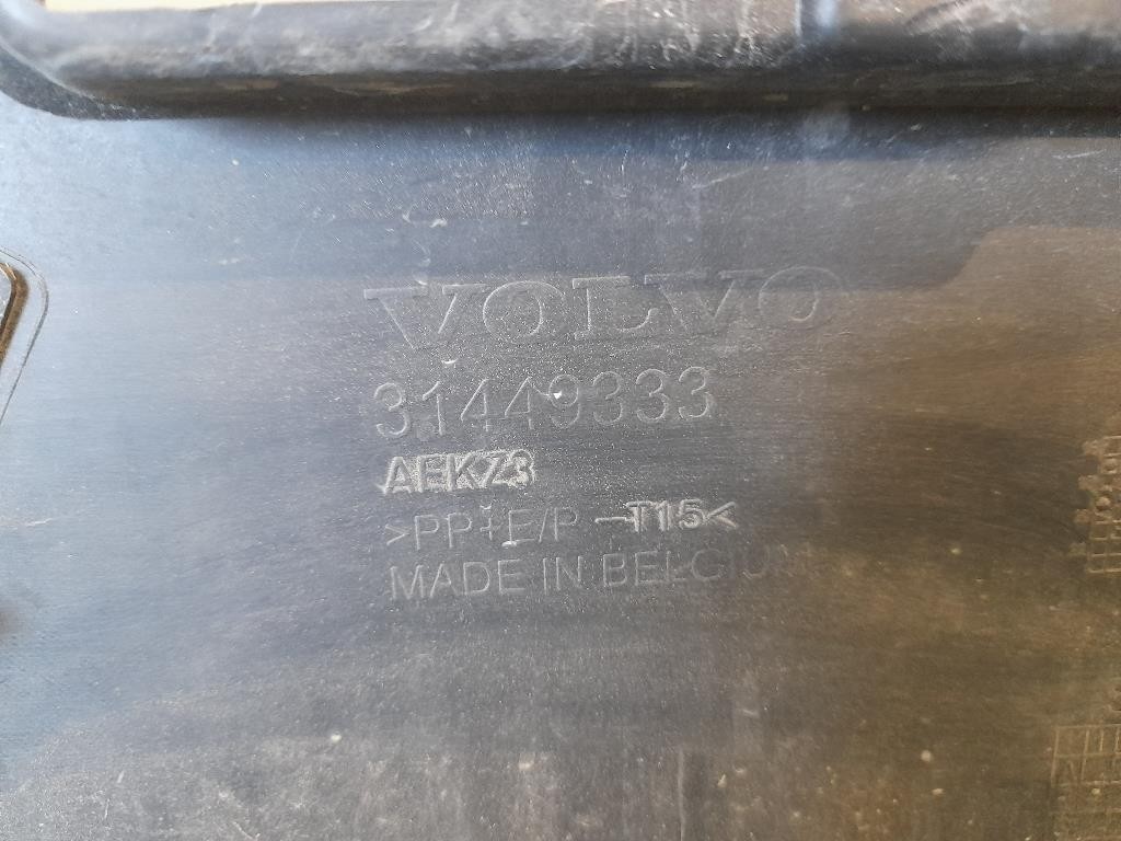 Paraurti POST 31449333 Volvo XC40 2017