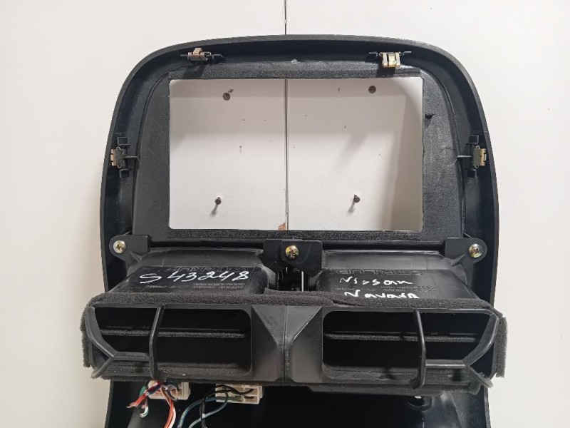 Console Centrale 68260 VJ200 Nissan Navara 2010