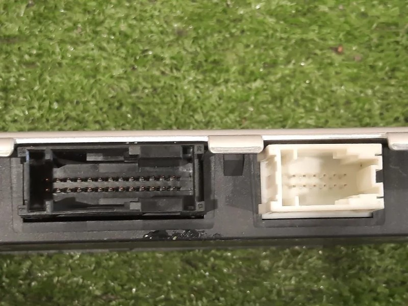 Centralina 6135-9 225 719 01 MODULO CONTROLLO LUCI Bmw Serie 5 F07 GT 2010