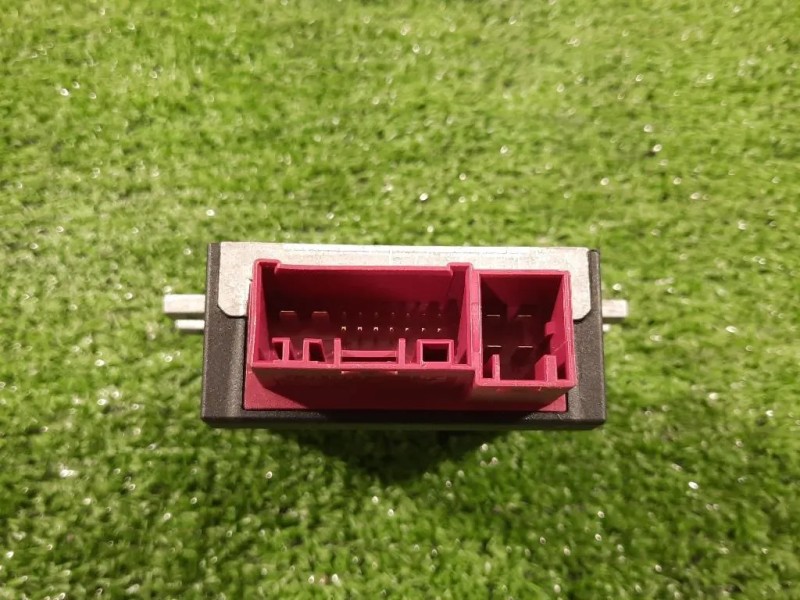 Centralina 7276073 01 CENTRALINA POMPA CARBURANTE Bmw Serie 5 F10 Berlina 2010