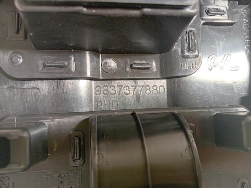 Console Centrale M0U023616 Opel Mokka B 2020