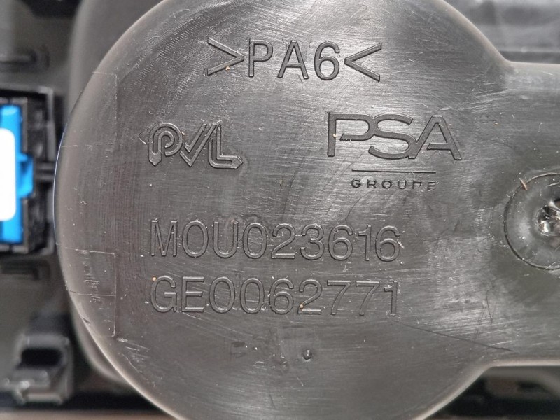 Console Centrale M0U023616 Opel Mokka B 2020