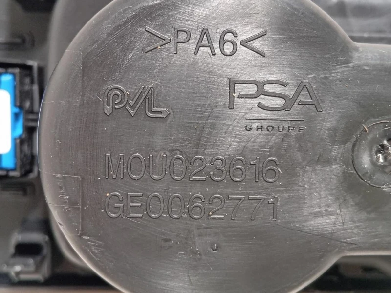 Console Centrale M0U023616 Opel Mokka B 2020