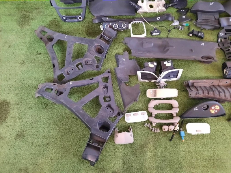 Console Centrale 969100026R Renault Mégane III 2009