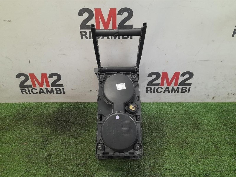 Console Centrale 31389451 TUNNEL Volvo V40 II 2012