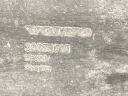 Paraurti POST 30678710 Volvo XC70 III 2013