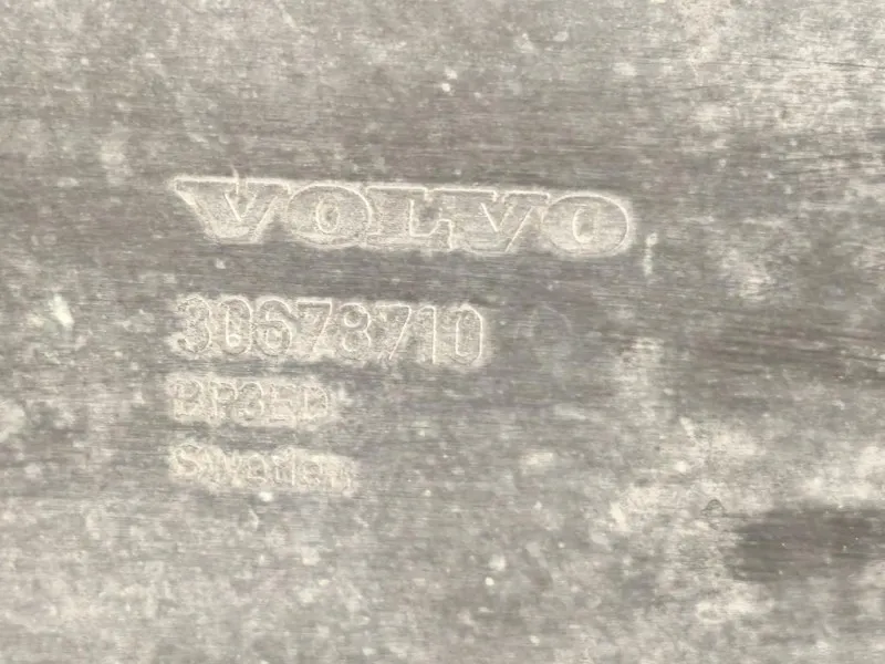 Paraurti POST 30678710 Volvo XC70 III 2013