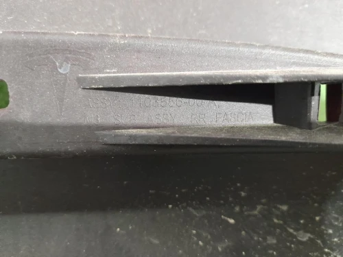 Paraurti POST TESLA 110355600A Tesla Model 3 2017