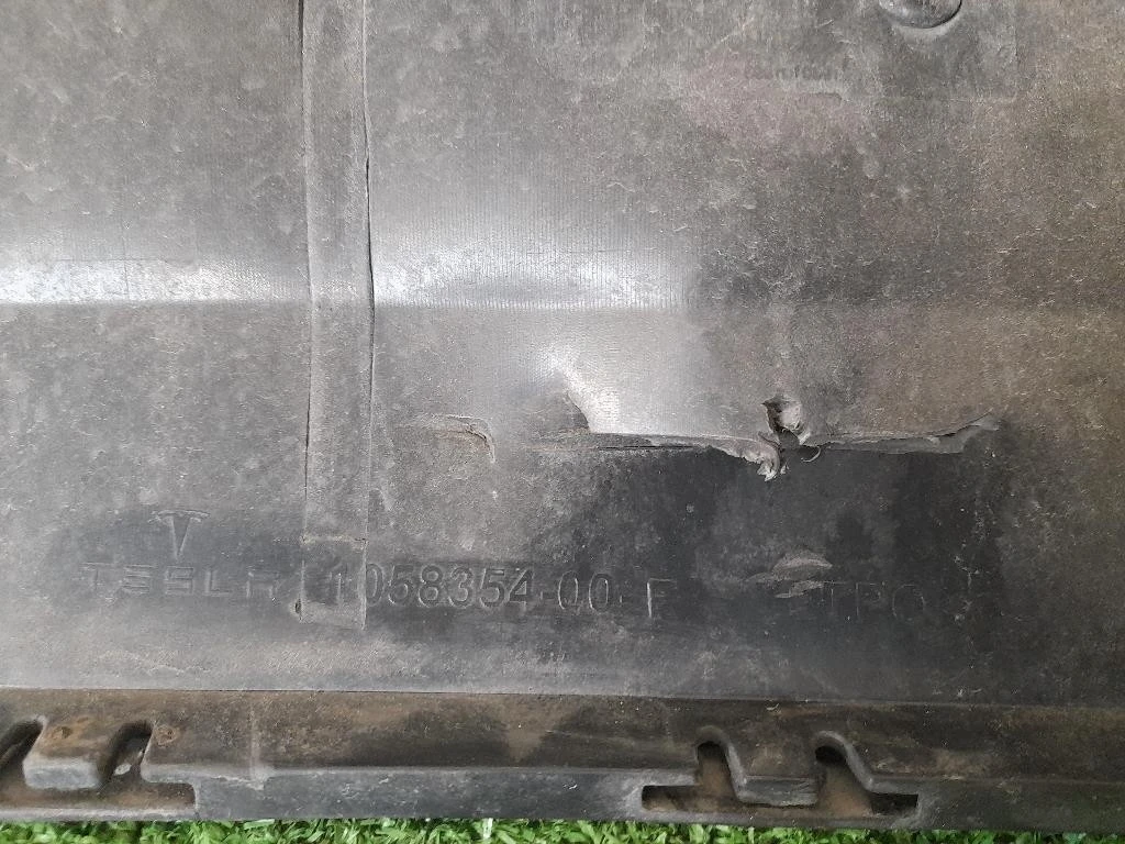 Paraurti POST 103480400C Tesla Model X 2015