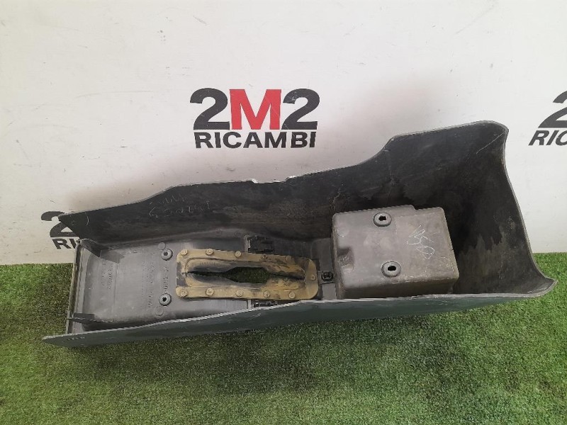 Centralina A0009822023 MODULO BATTERIA RELE Mercedes Classe C W204 2011