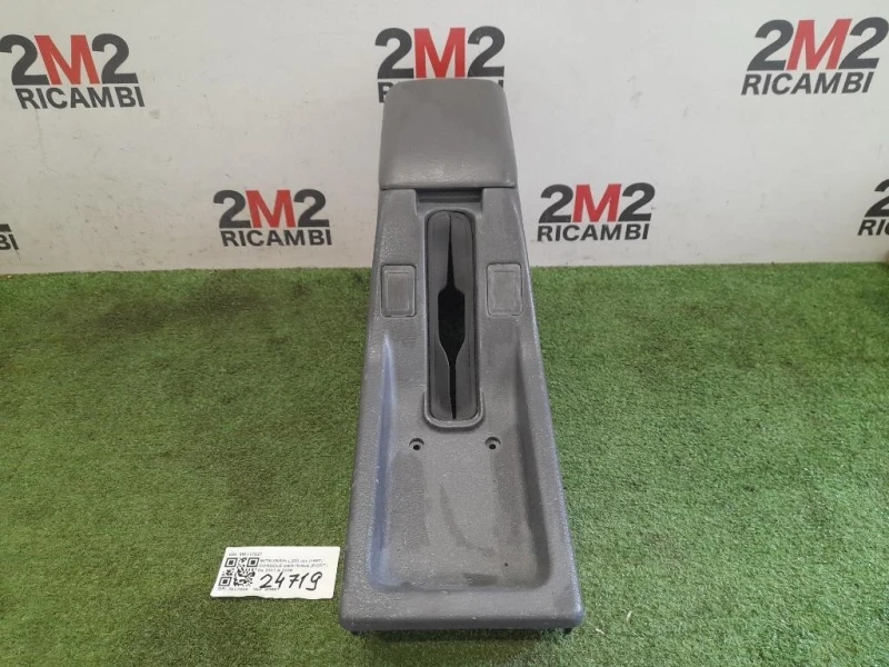 Console Centrale POST MR117627 Mitsubishi L200 II 1997