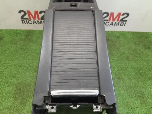 Coperchio BOX Portaoggetti Volvo V60 I 2010