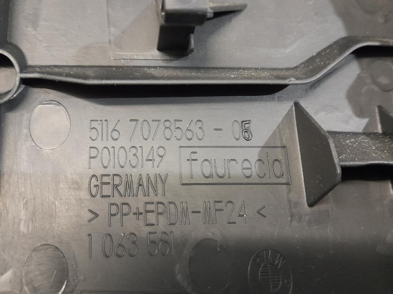 Coperchio Bracciolo Console Centrale 51167078563 Bmw Serie 1 E87 Berlina 2005