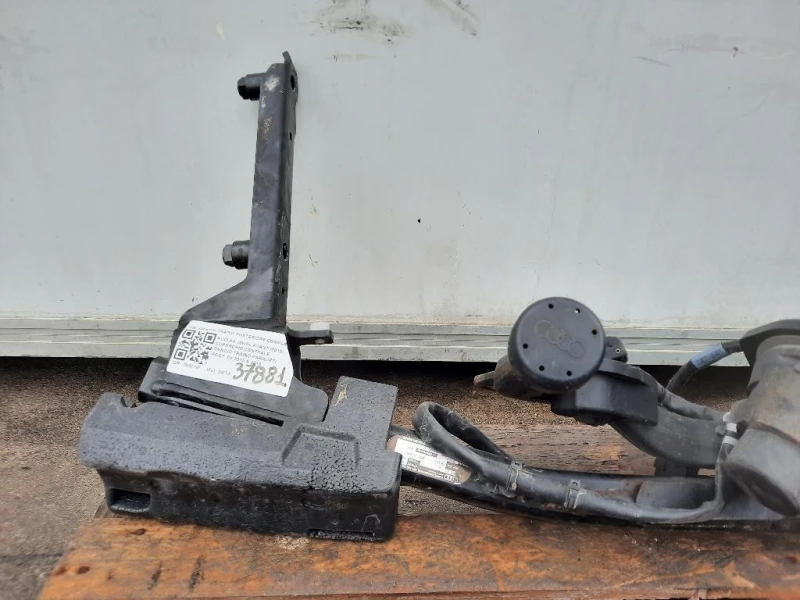 Coperchio Centrale Gancio Traino Paraurti POST 8W0092157 GANCIO TRAINO POSTERIORE COMPLETO Audi A4 8W5 Avant 2015