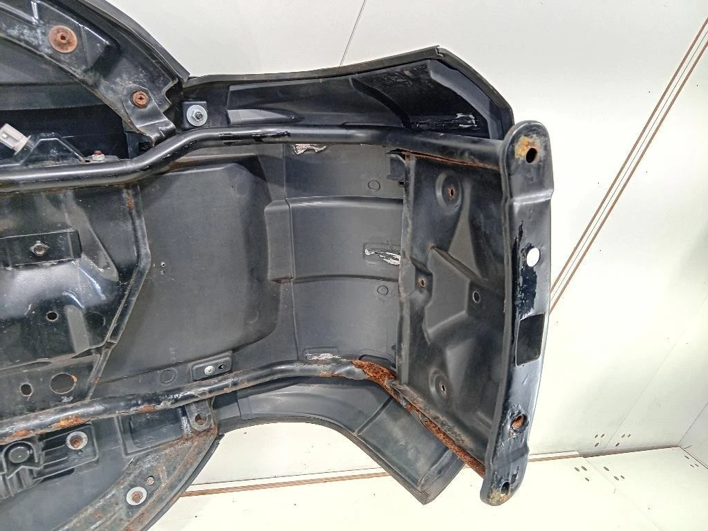 Copertura IN Lamiera Ruota DI Scorta POST COPERTURA IN LAMIERA RUOTA DI SCORTA POST Mitsubishi Pajero IV 2007