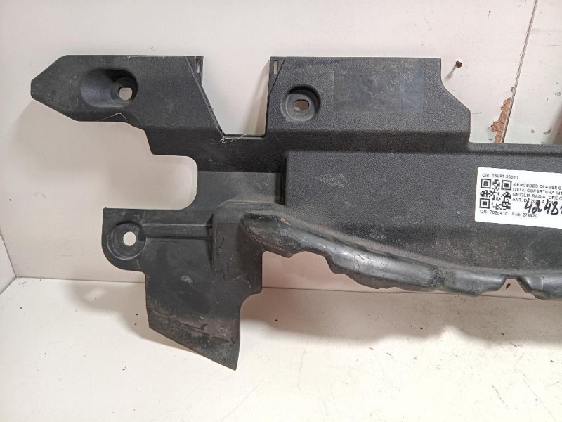Copertura Interna Griglia Radiatore SUP ANT 16681-36021 Mercedes Classe C W205 2014