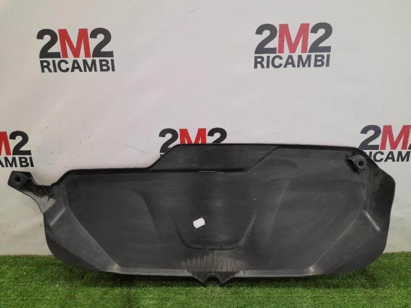 Copertura Interna Griglia Radiatore ANT 8638196 Bmw Serie 1 F20 Berlina 2012