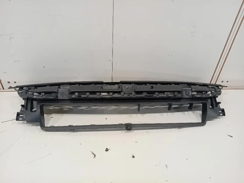 Copertura Interna Griglia Radiatore ANT 9823209780 Peugeot 208 II 2019