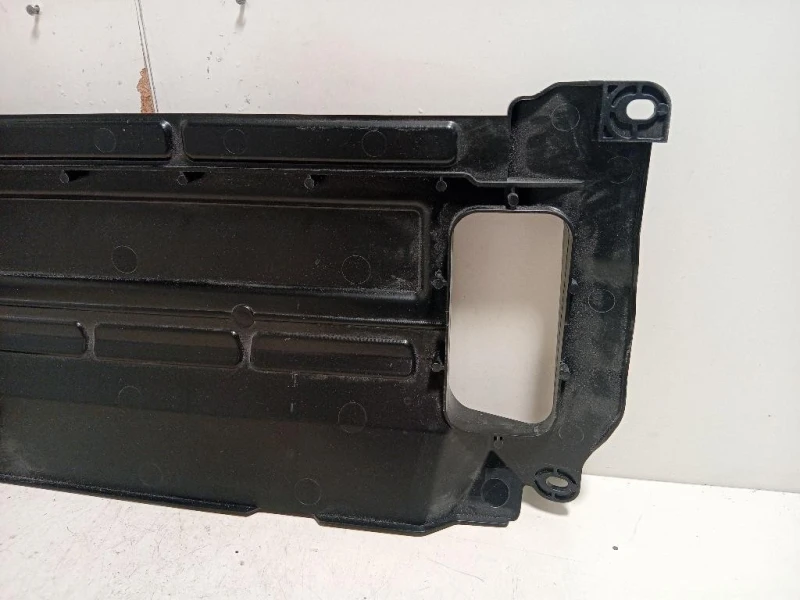 Copertura Interna Griglia Radiatore ANT 88891-0D190 Toyota Yaris IV 2014