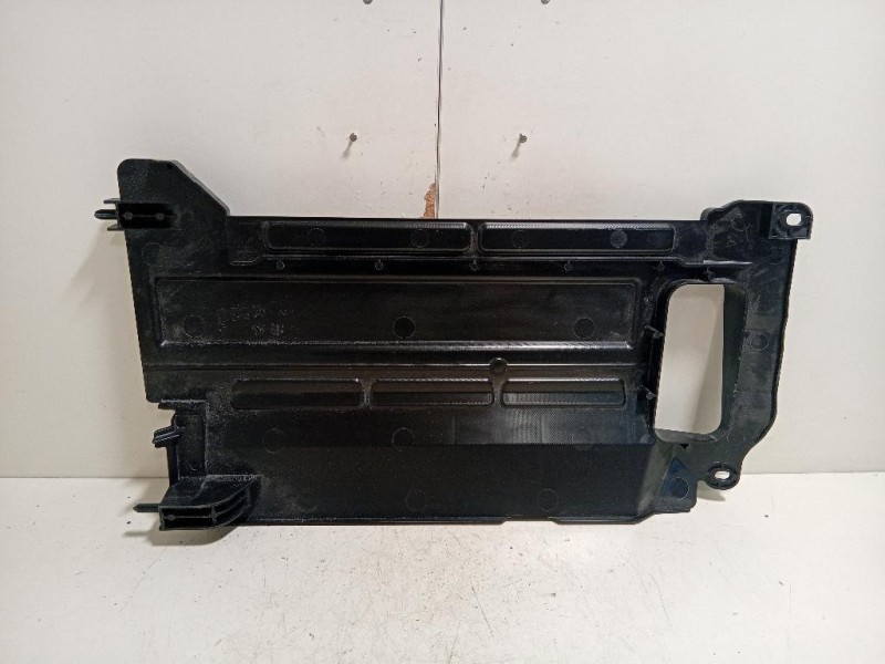 Copertura Interna Griglia Radiatore ANT 88891-0D190 Toyota Yaris IV 2014