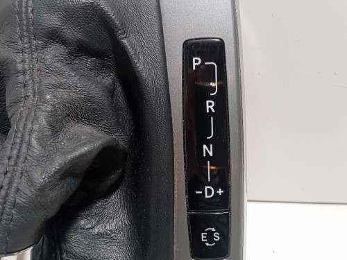 Centralina Amplificatore Antenna 282309775R Renault Kadjar 2018