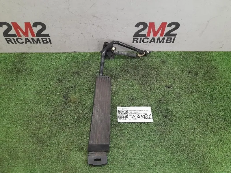 Pedale Acceleratore 1243010418 Mercedes Classe E W124 1985