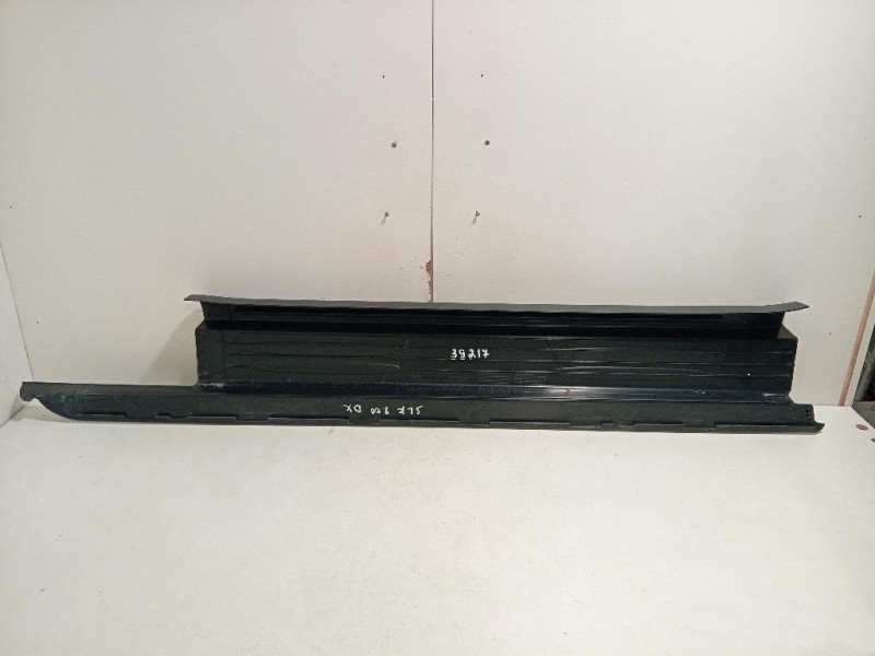Copertura Pedana Battitacco ANT DX A1716800235 PEDANA BATTITACCO Mercedes Classe SLK R171 2004