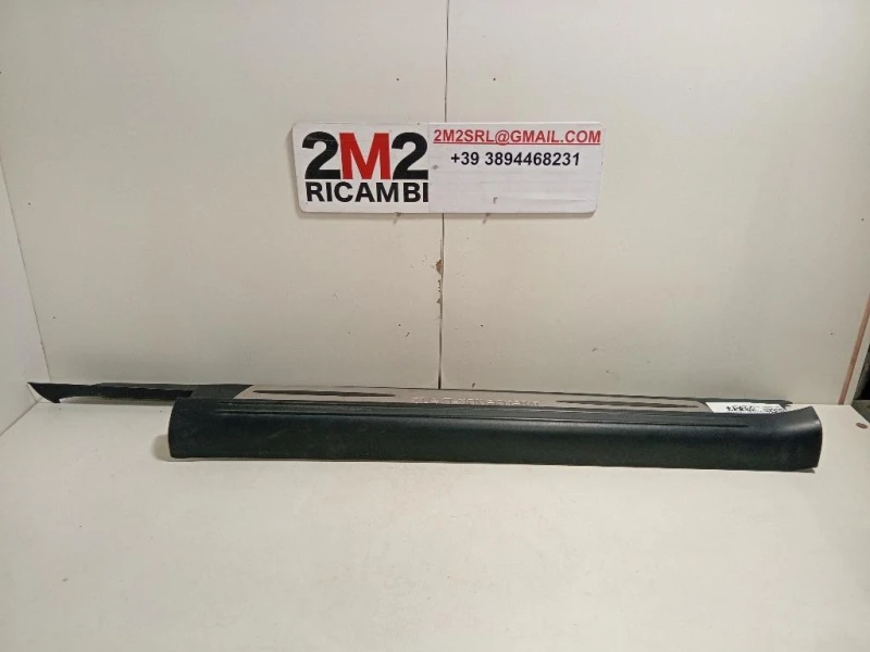 Copertura Pedana Battitacco ANT DX A1716800235 PEDANA BATTITACCO Mercedes Classe SLK R171 2004