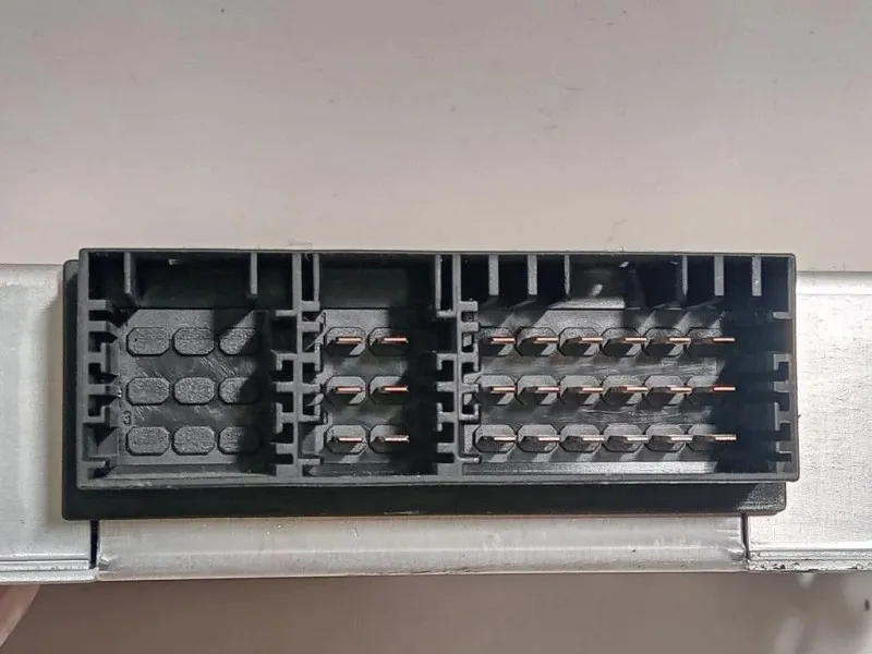 Centralina Cambio 1 137 328 119 2760757029901 CENTRALINA CAMBIO Bmw X3 E83 2004