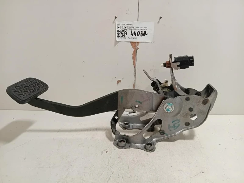 Pedale Freno 471010D470 Toyota Yaris IV 2017