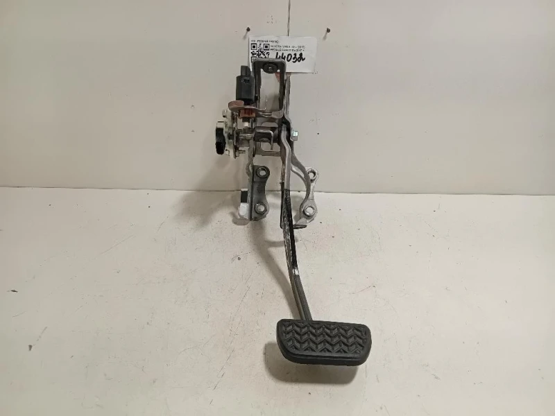 Pedale Freno 471010D470 Toyota Yaris IV 2017