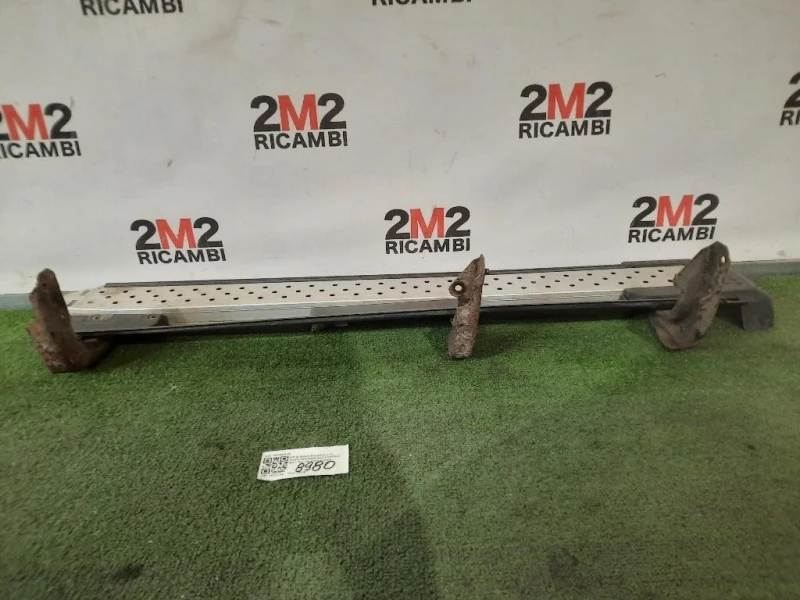 Pedana Battitacco ANT SX MR598628 Mitsubishi Pajero III 2000