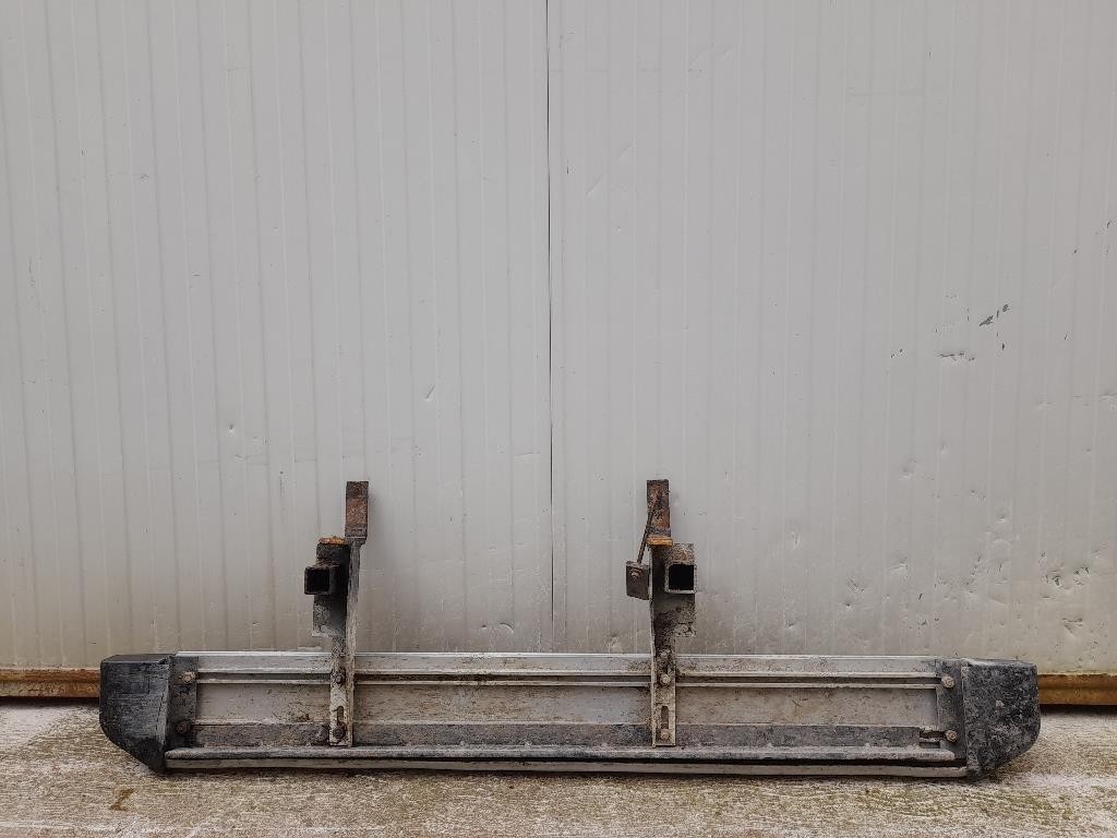 Pedana Battitacco DX Fiat Punto II 2003