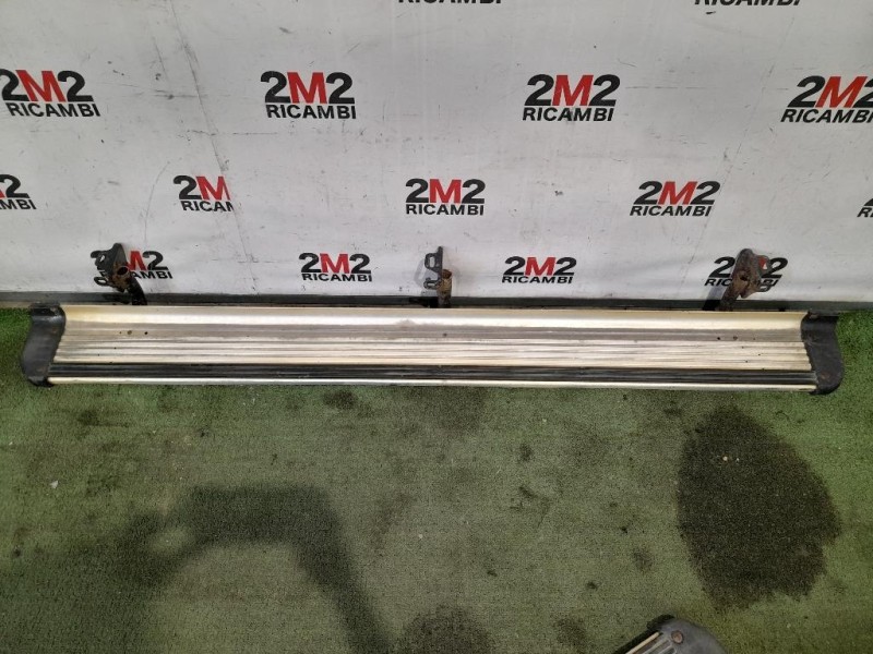 Pedana Battitacco DX Mitsubishi L200 II 1997